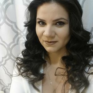 Meet your Posher, Coco